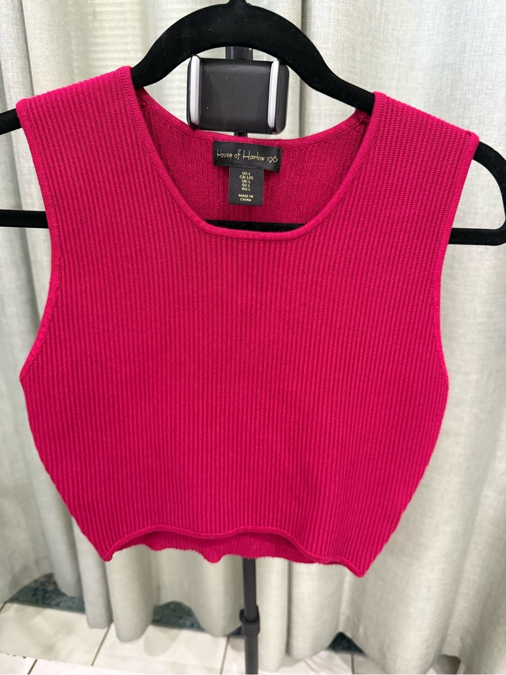 House of Harlow 1960 Ribbed Crop Tank - Fuchsia
